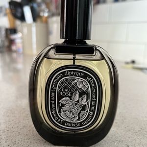 Diptyque Eau Rose au de Parfum. A bright, fresh rose with green notes.
